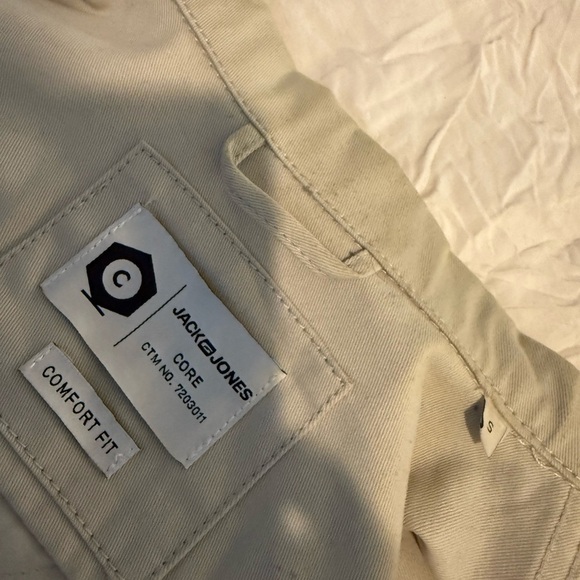 Men’s Jack & Jones Tan Lightweight Shirt Jacket - Picture 7 of 7